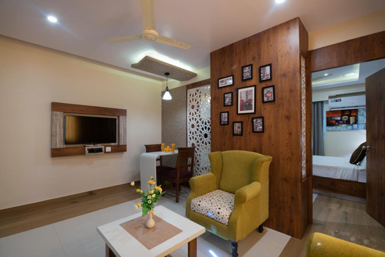 Hotel Monarch International Bangalore Luaran gambar