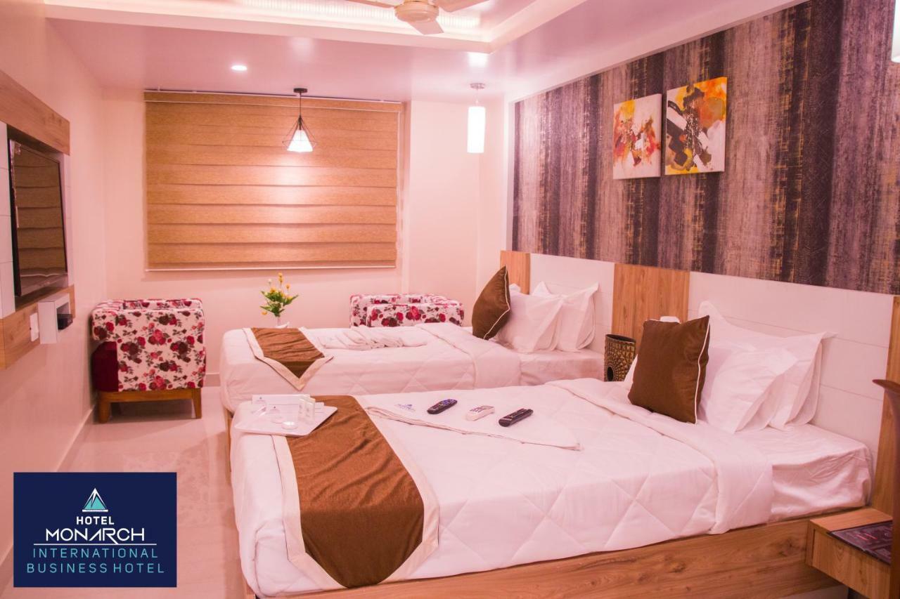 Hotel Monarch International Bangalore Luaran gambar